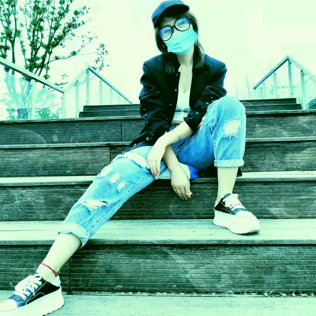 为沵丶诠释爱