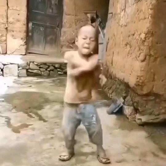 臭弯弯