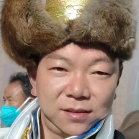 东郊秋紫金白货批发部  