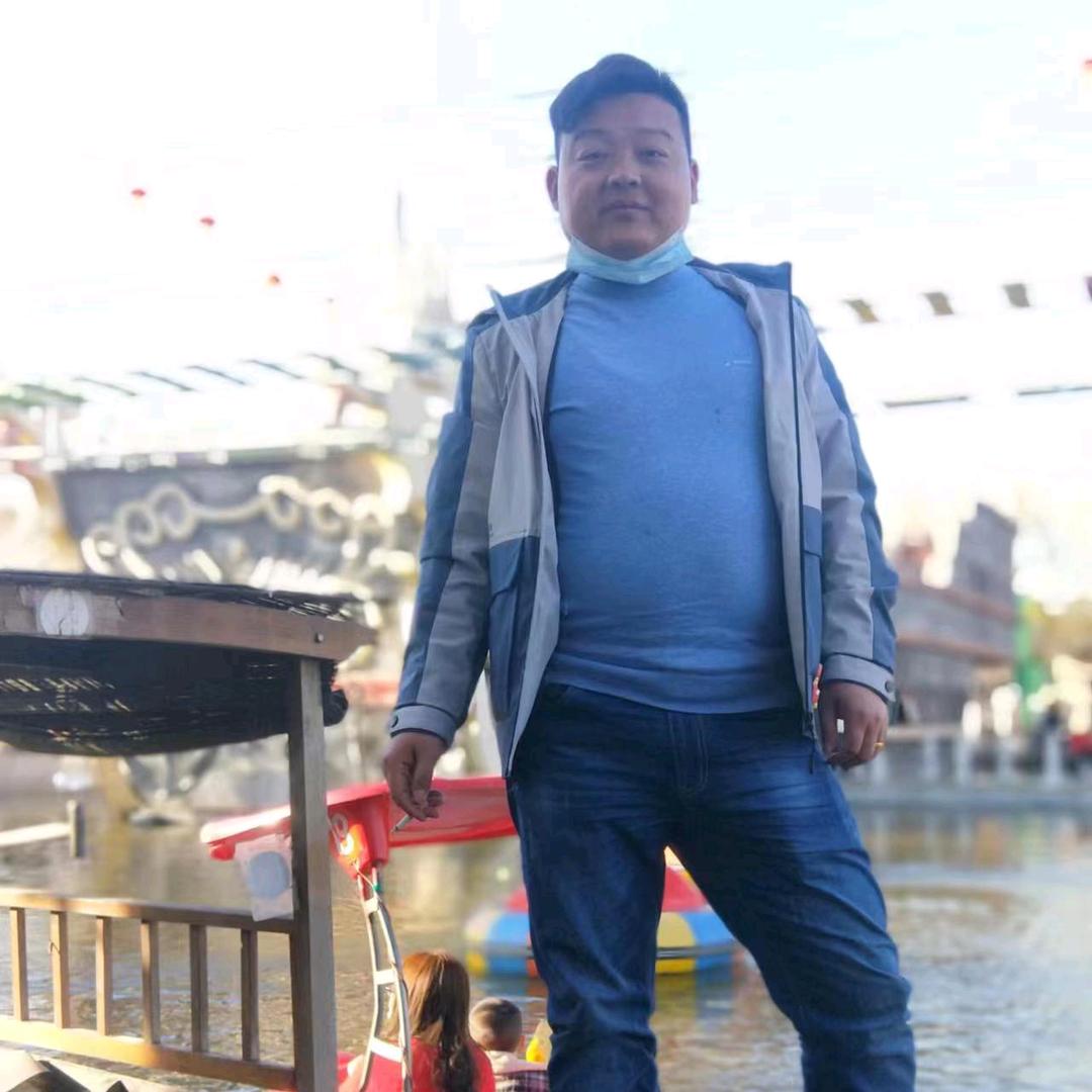 开心😊田田