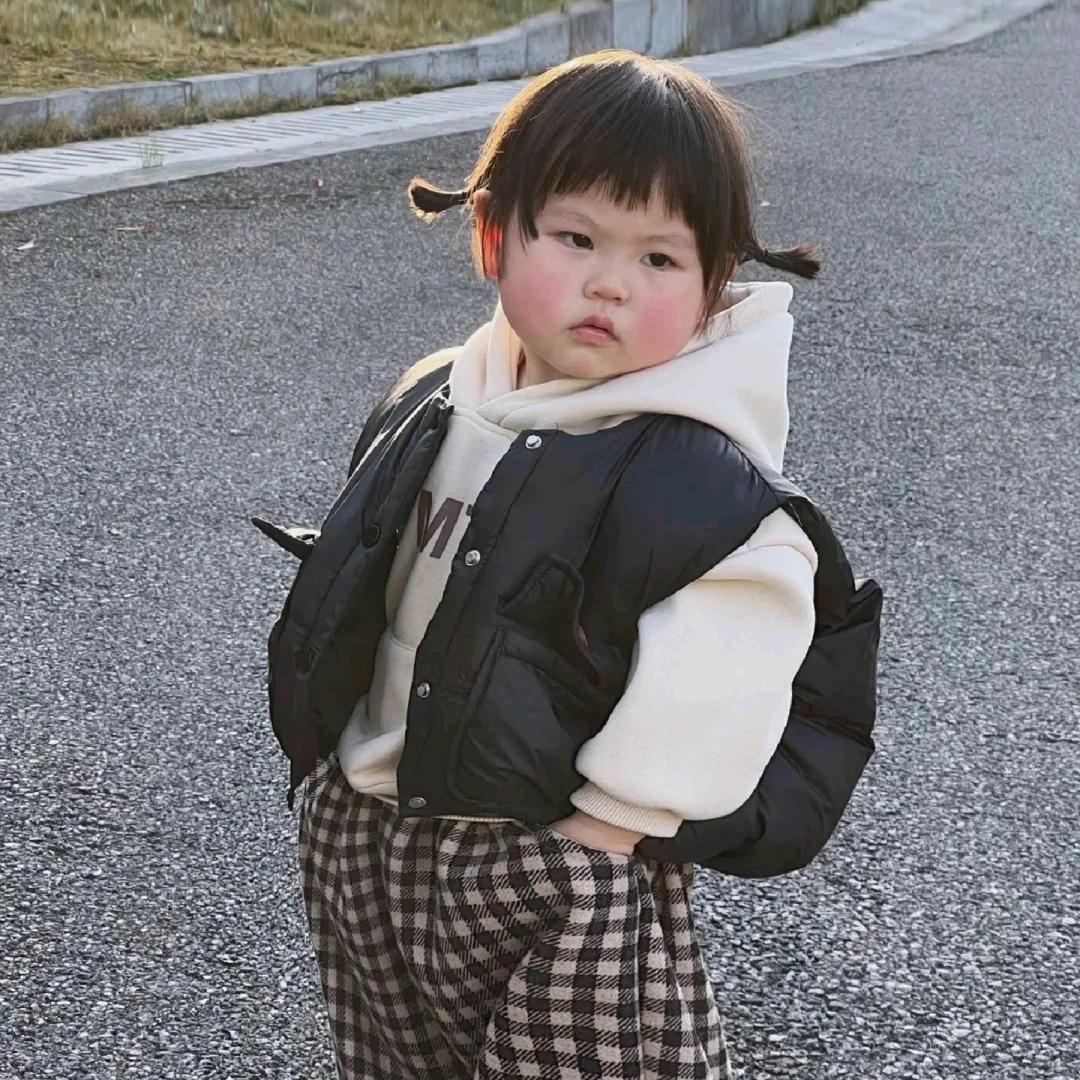 晗崽.