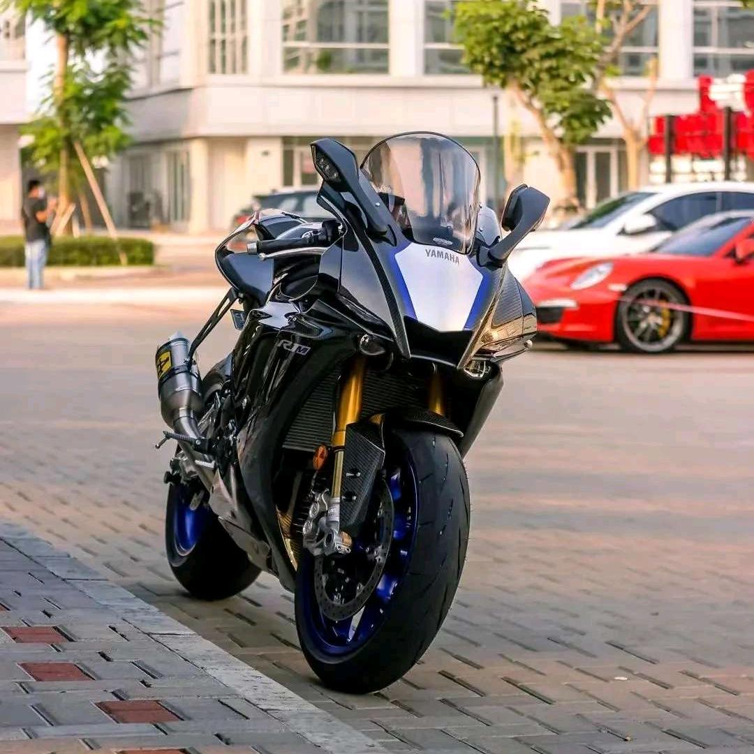 享受养生的年轻人