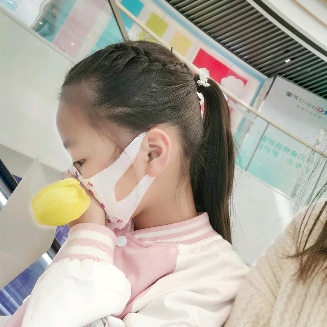 一丝不悦的宫本头像