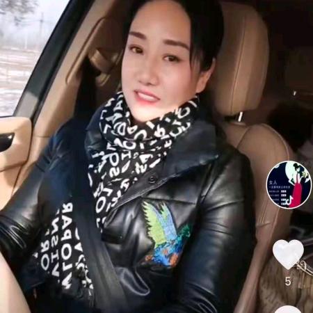 萍水相逢