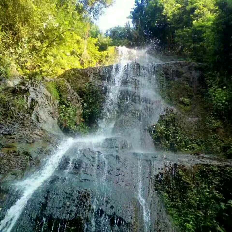 年轻不拽世界怎么精彩