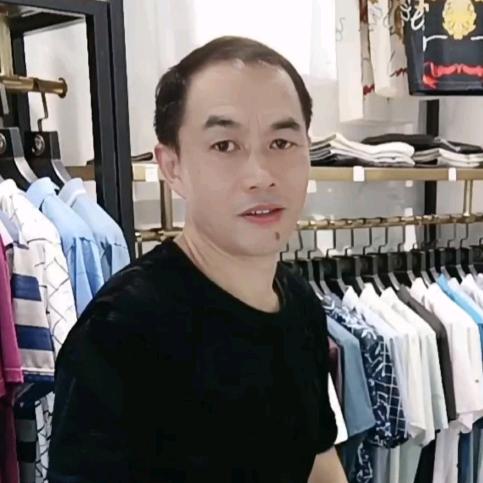 在苏州望亭开男装的顾哥