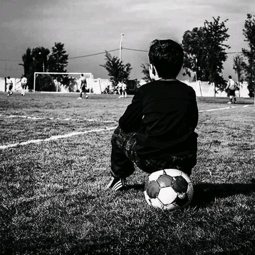 抱着大樹唱征服⚽⚽