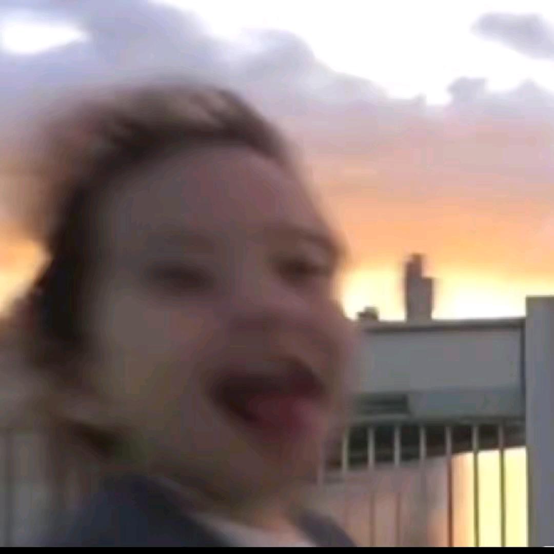 😋😋