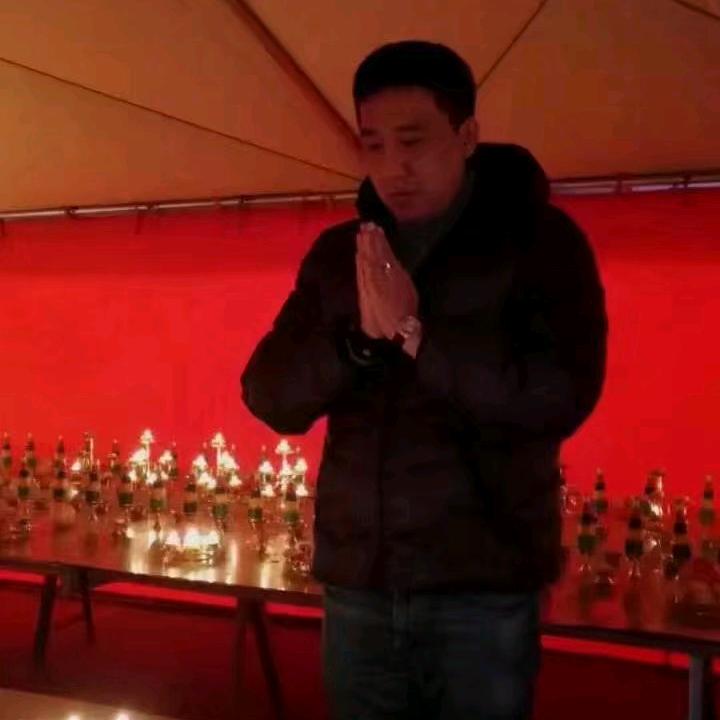 红红火火的自由