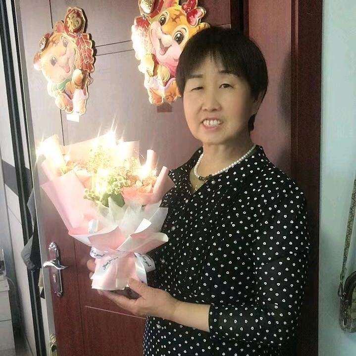 王福俏