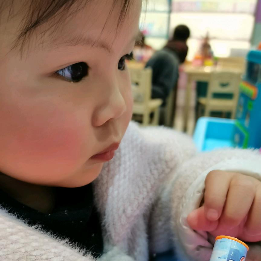欣欣妹妹咂