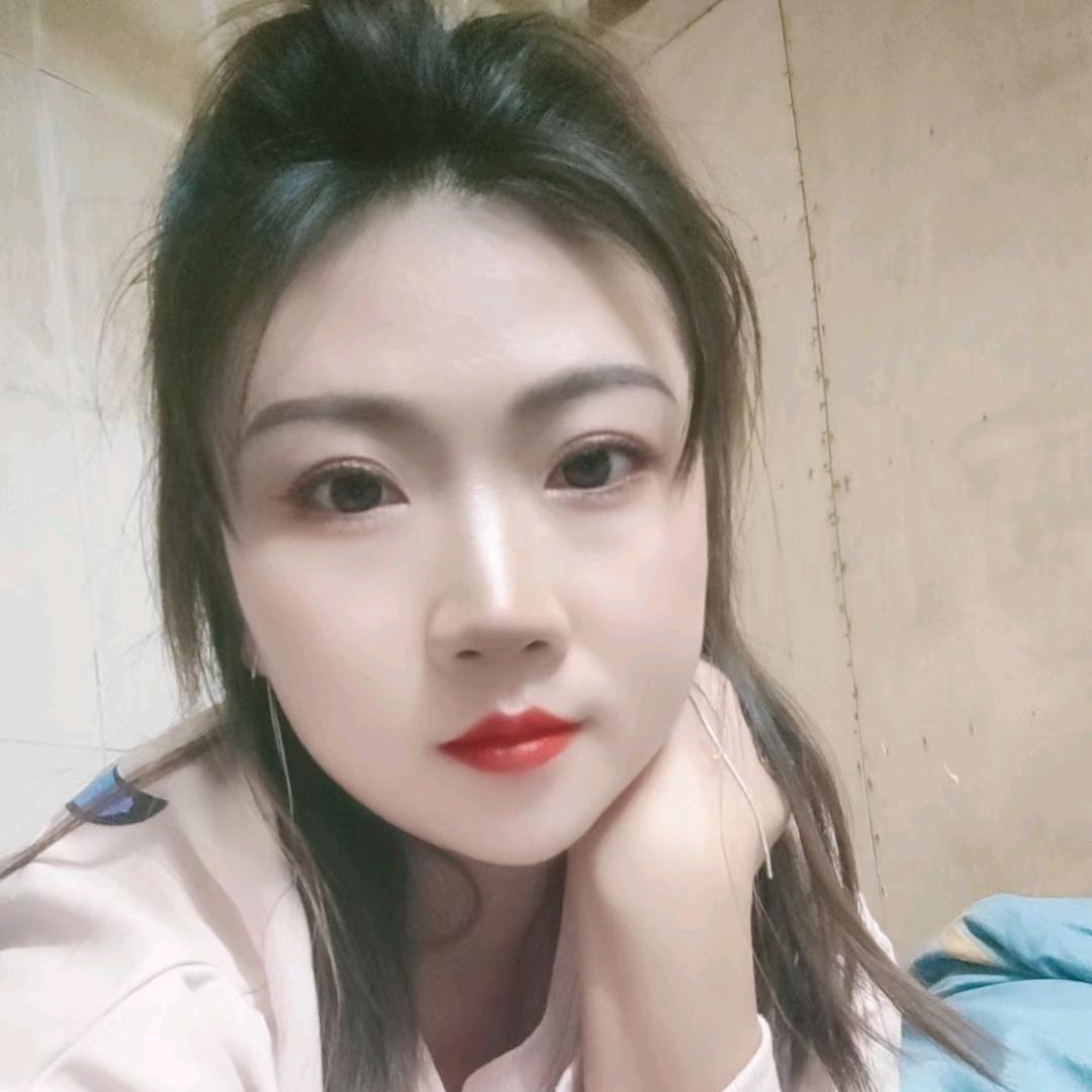 🌹曹莓可爱多🌹