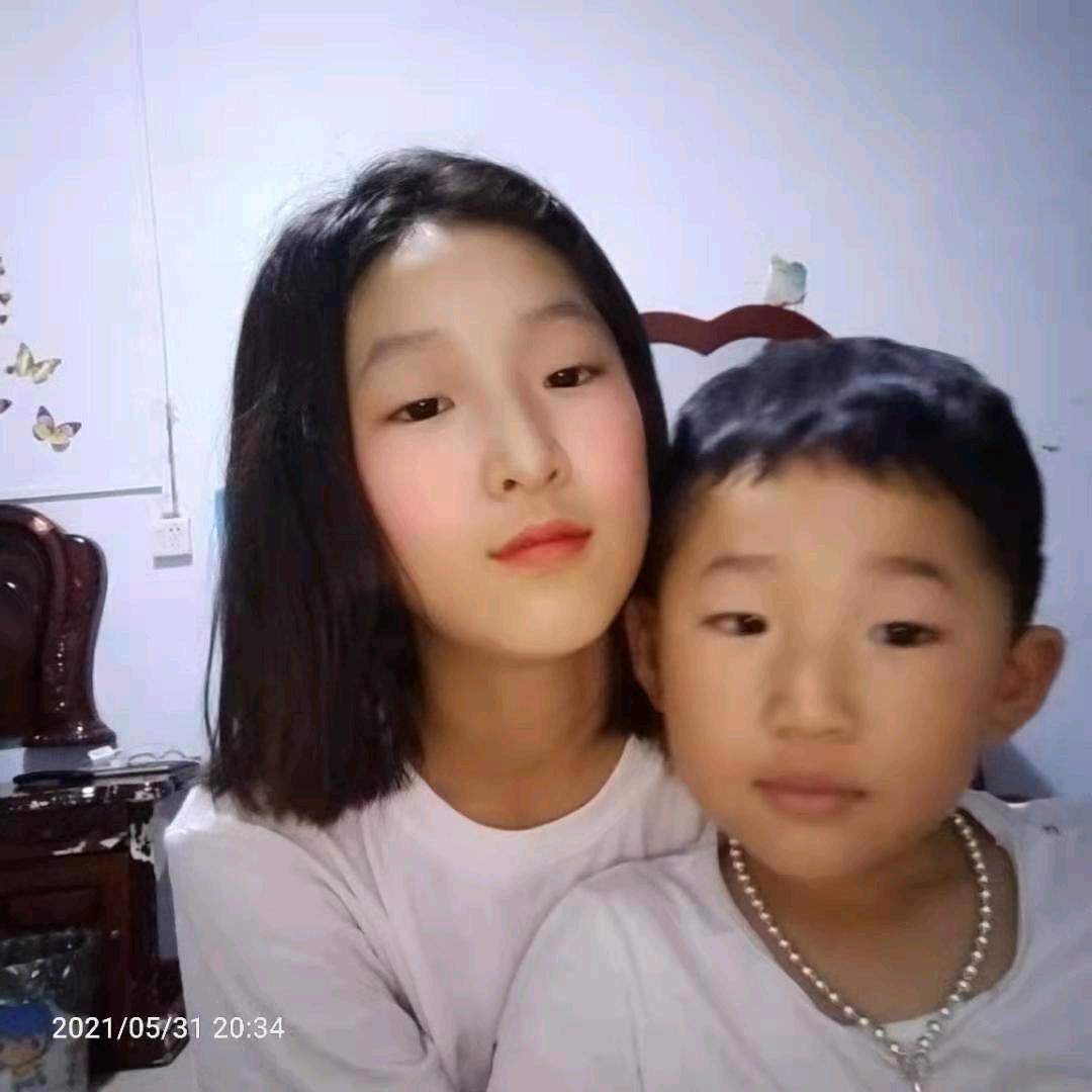 小亮_171667348