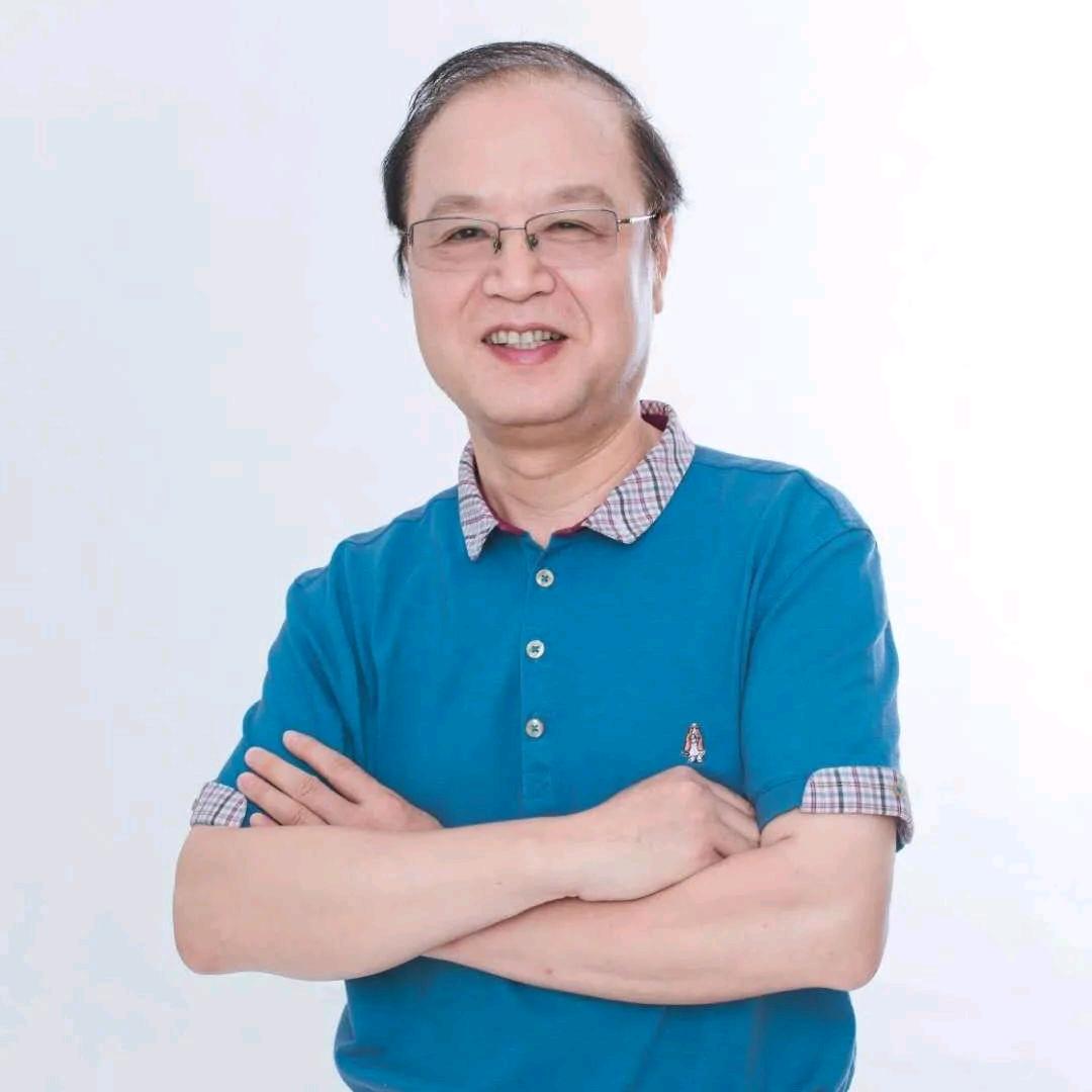 范春华