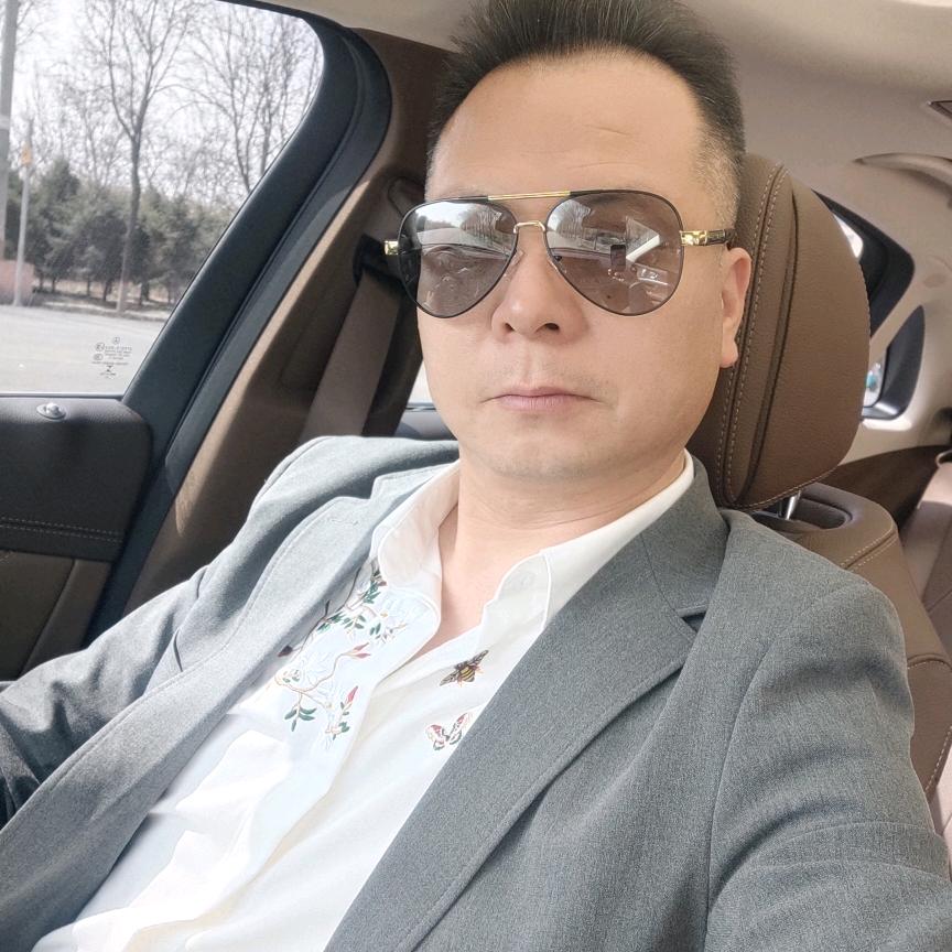 泪水淹过鱼尾纹