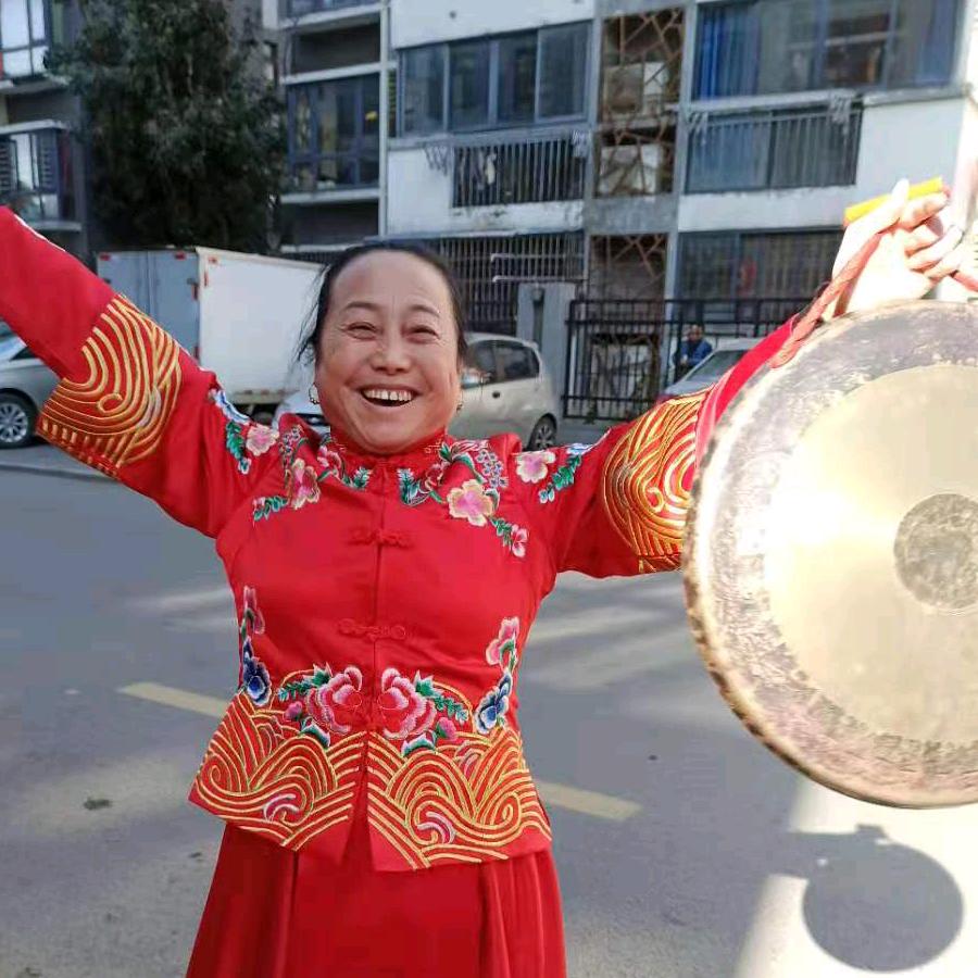 金秋锣鼓队倪队