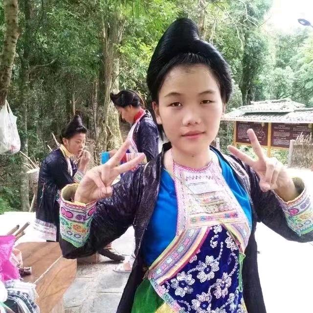 芭莎丽丽