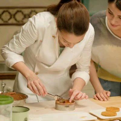 卖女孩的小蛋糕