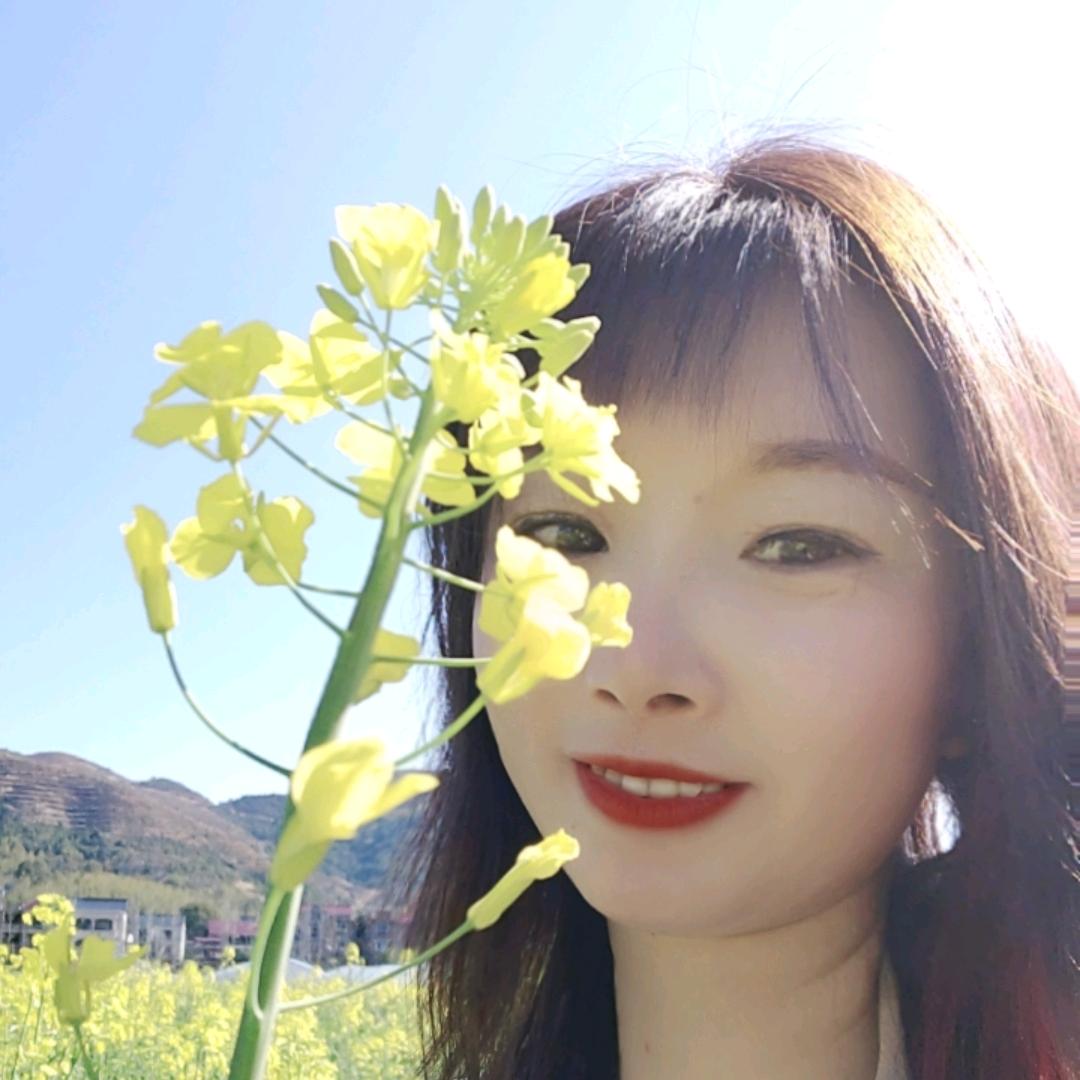 喝白酒的淑女