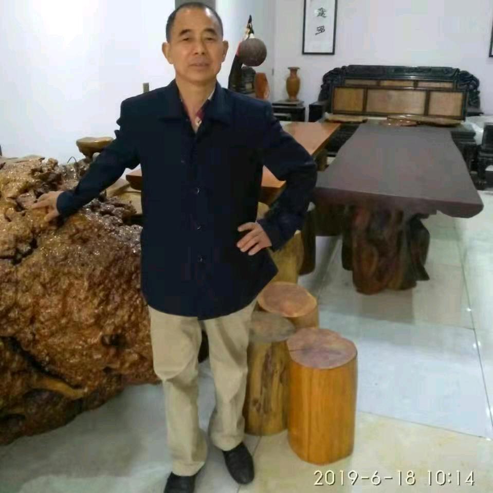 张根雕