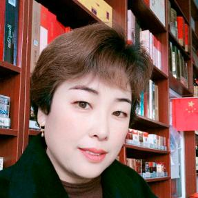 李芳