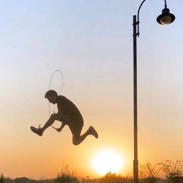 昆明龙悦跳绳-小龙