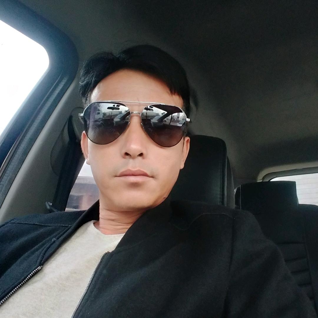 用户9698739800951万马奔腾