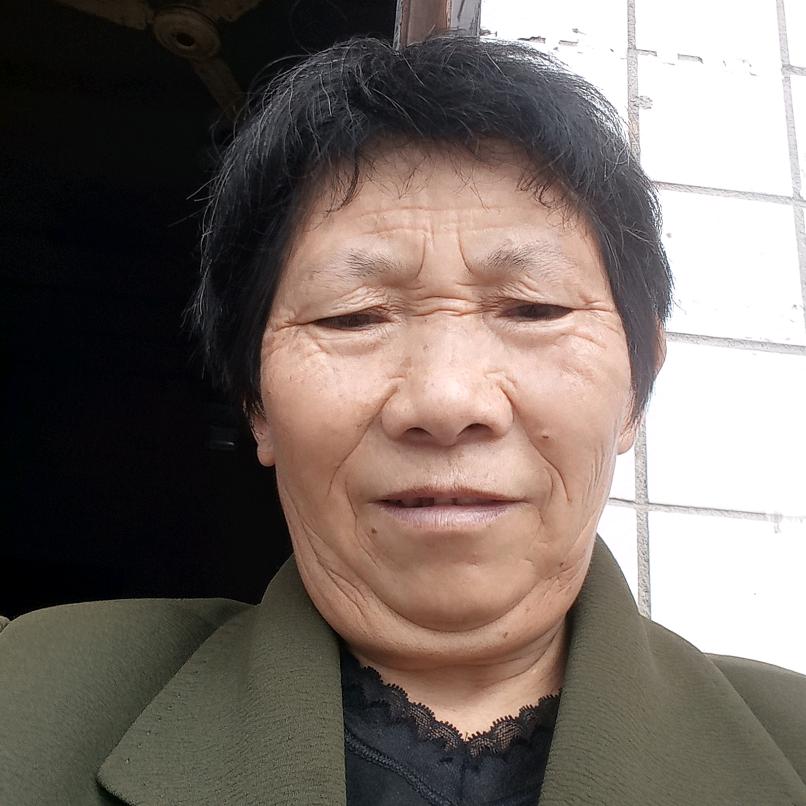 李华蓉