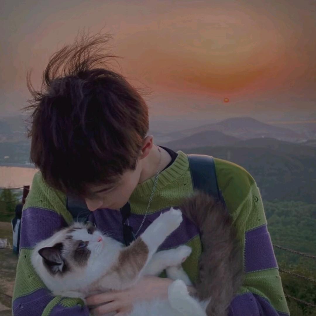 Jun℘