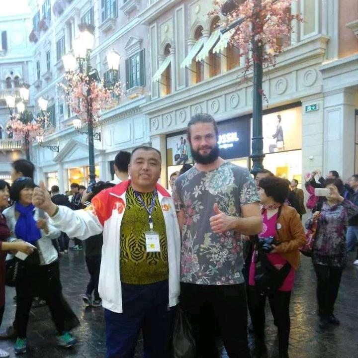 遇见你是我的缘。