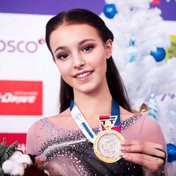 安娜•谢尔巴科娃@抖音