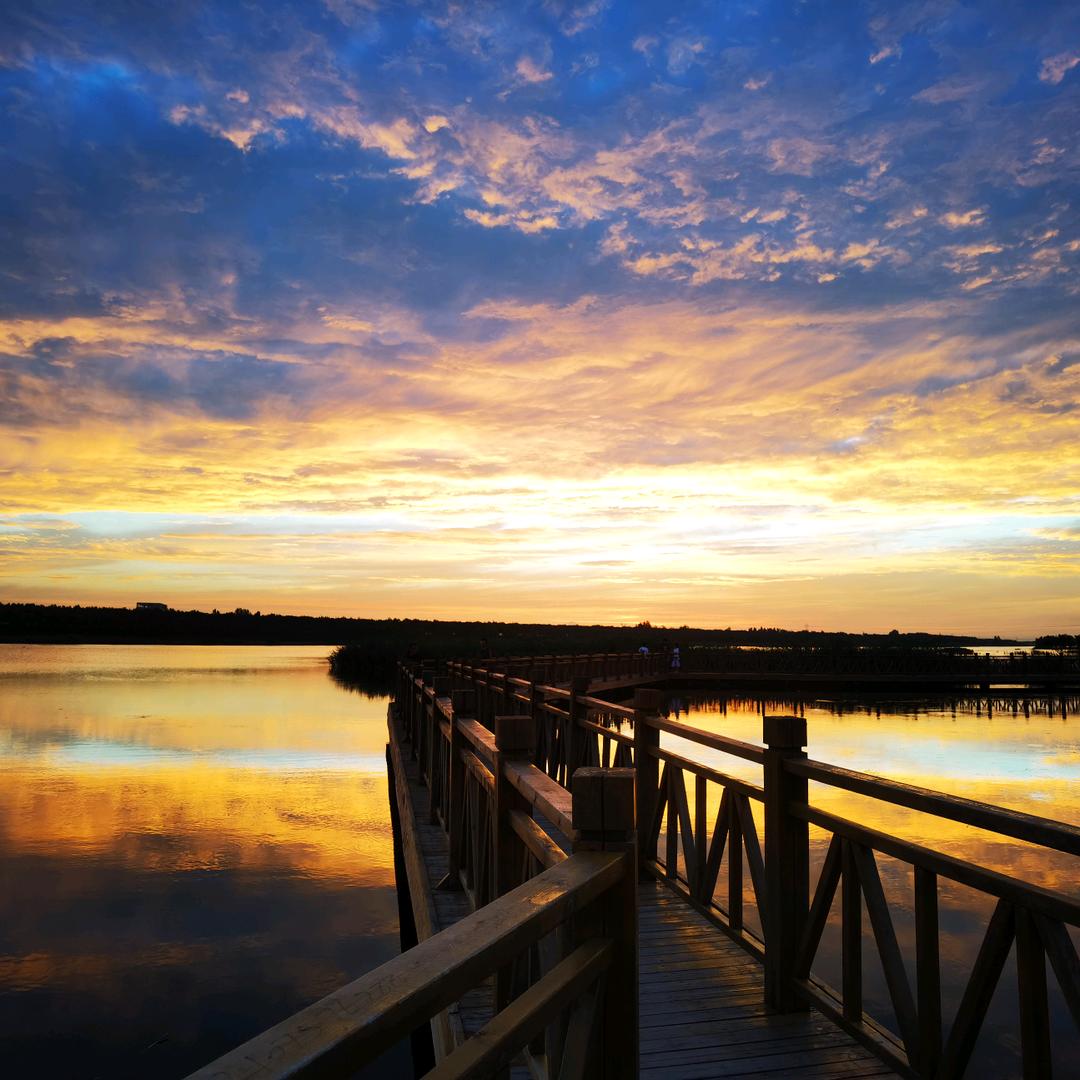 爱笑的我知足常乐