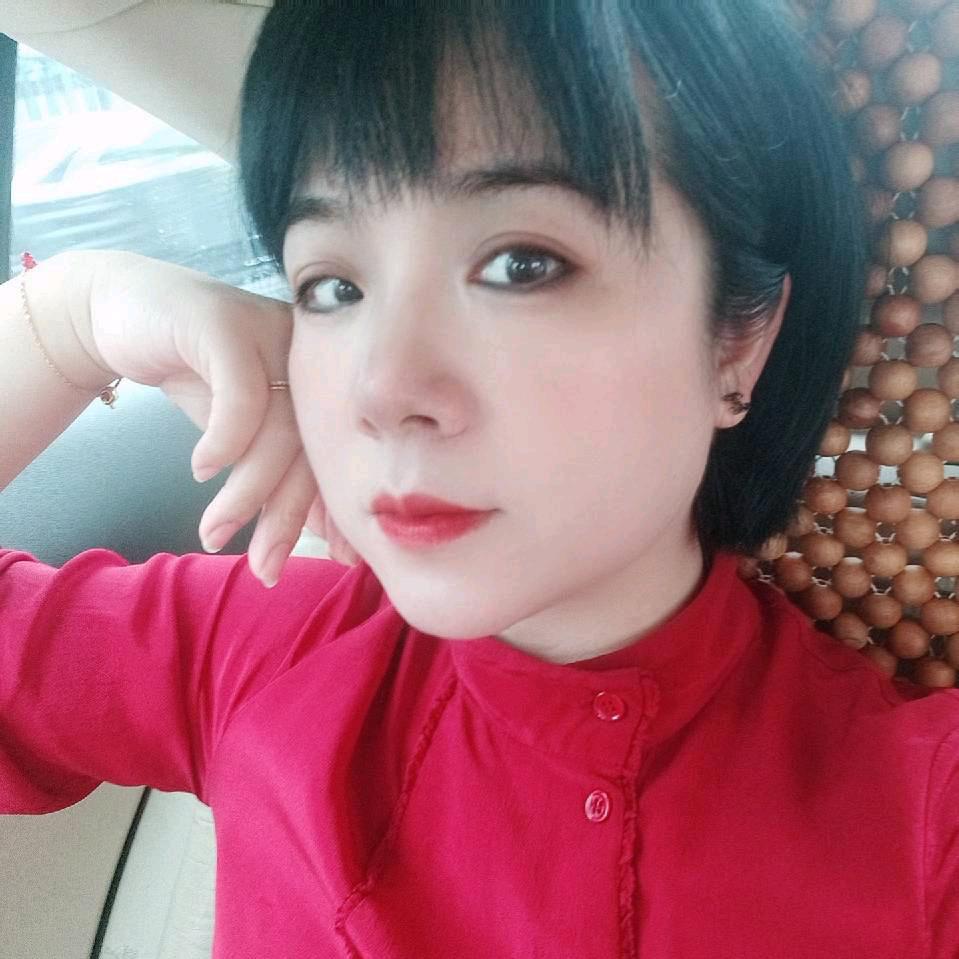 施小姐吖