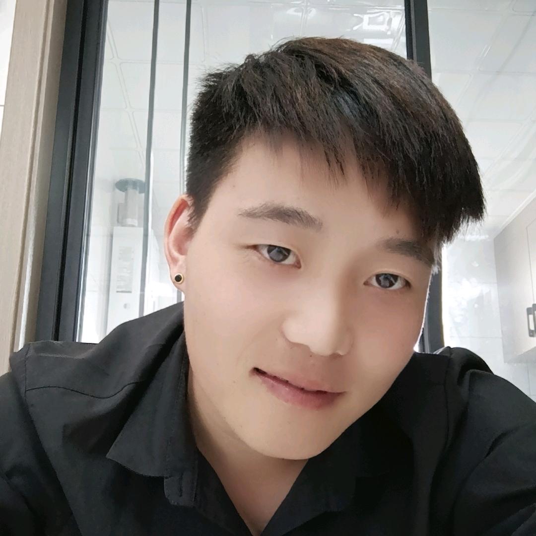 阿 龙