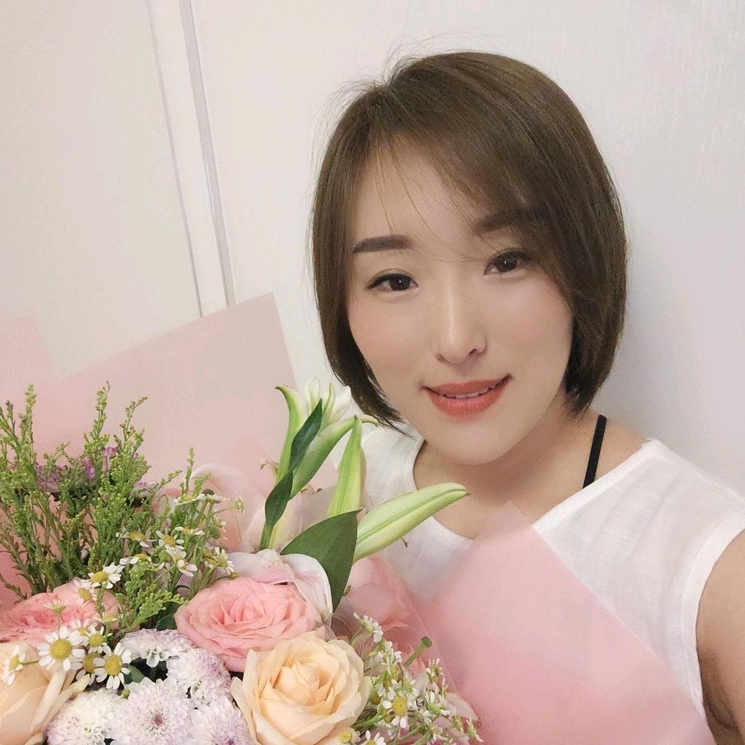 小芳探店
