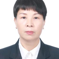杨小影