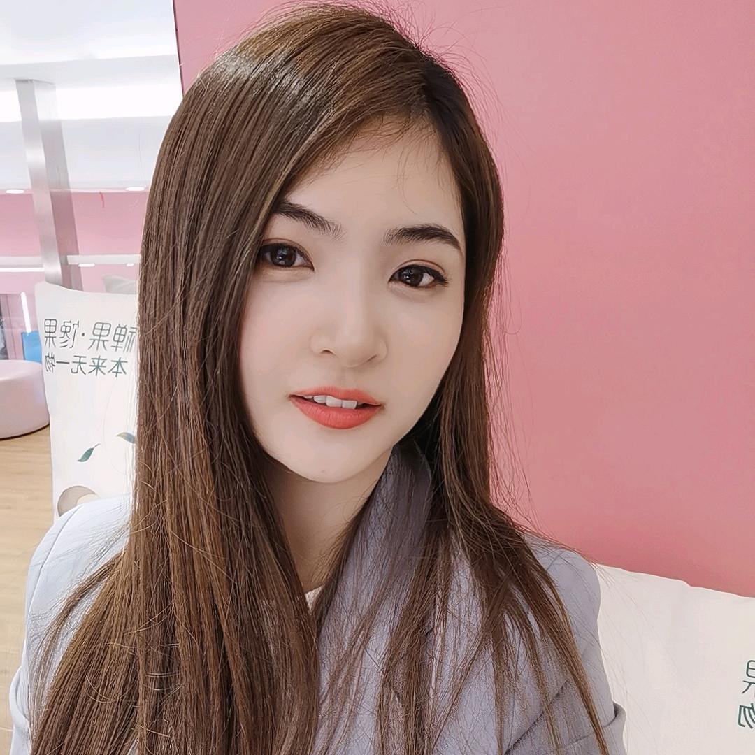 萍乡奔驰黄思忆
