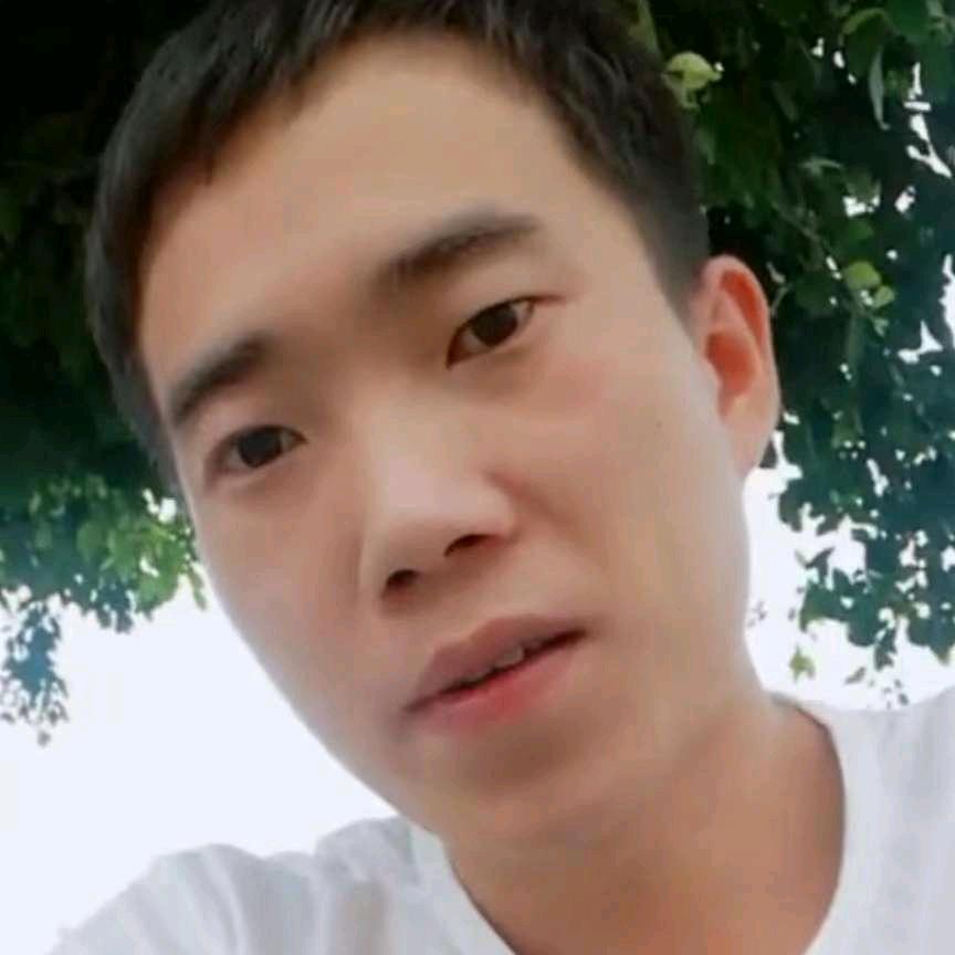 神话往往都是从笑话开始的