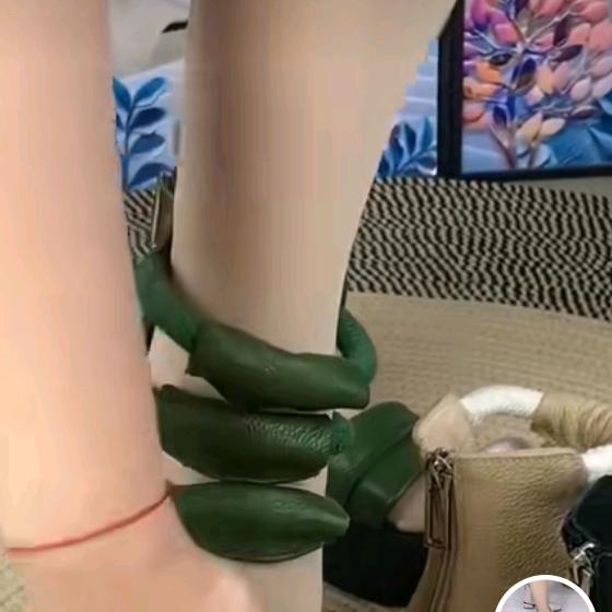 皮皮女鞋（下方商品橱窗下单）
