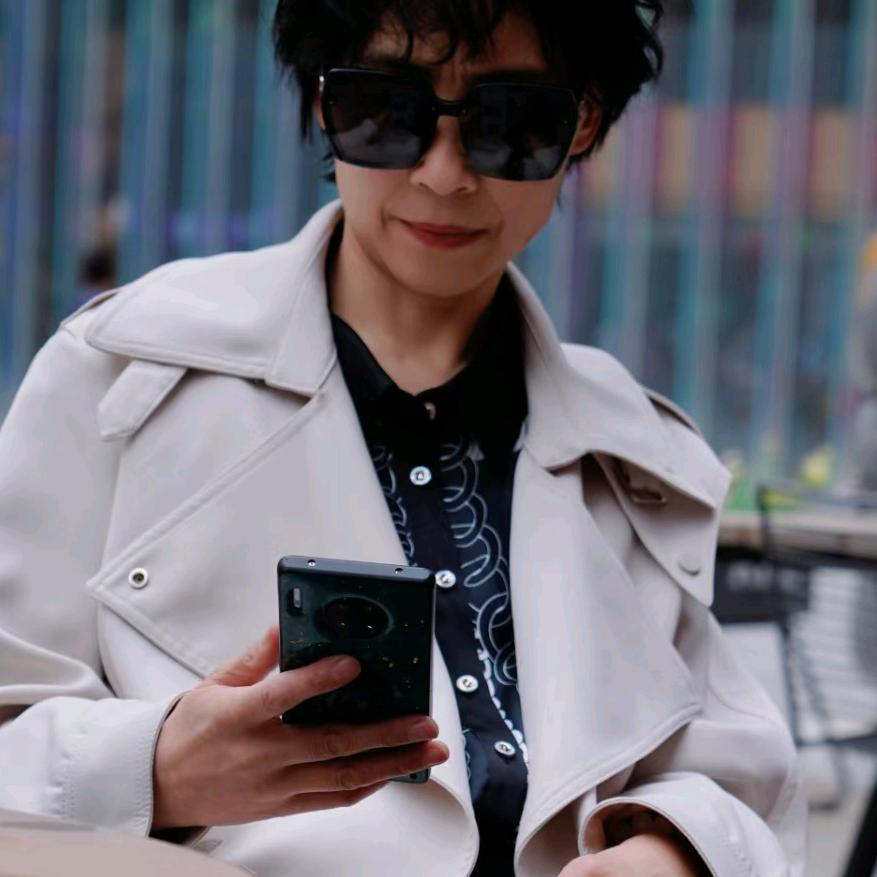 西宁衣百分女装店