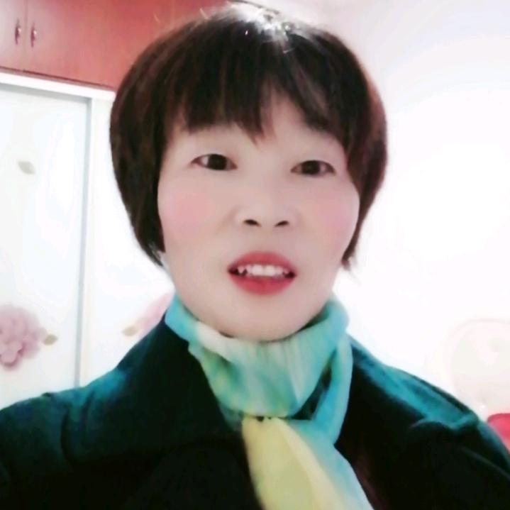 嫣然一笑
