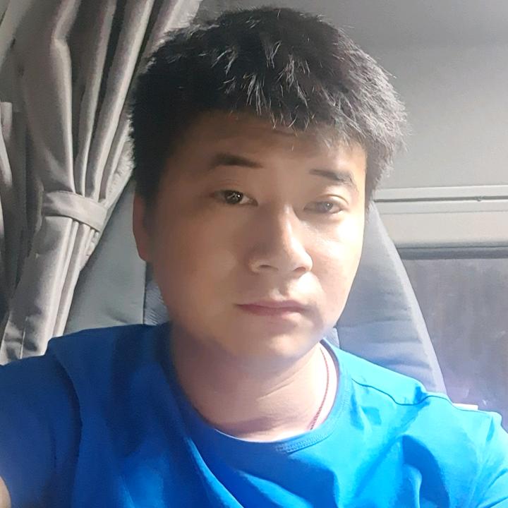 涂*