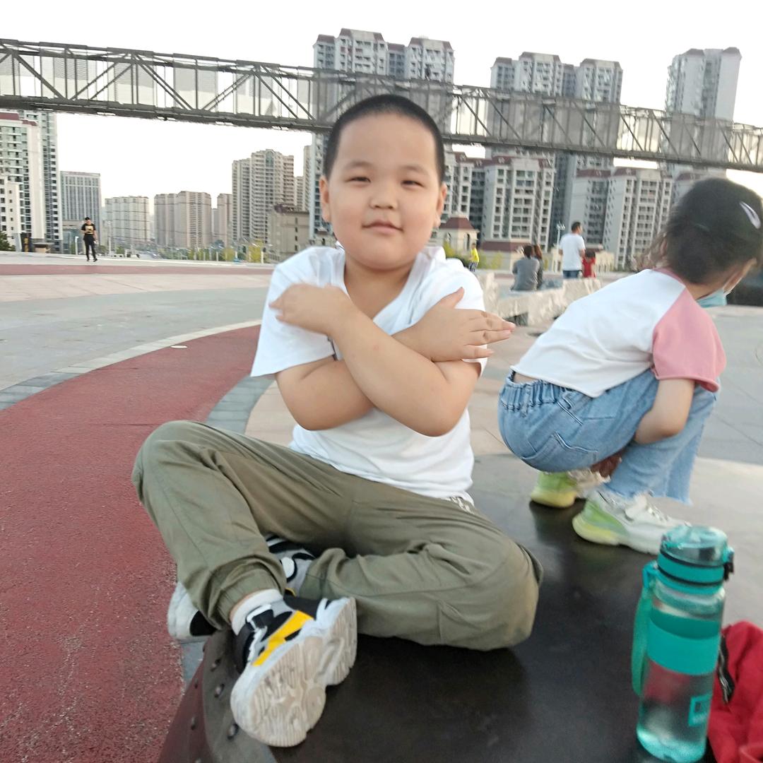 张开琼