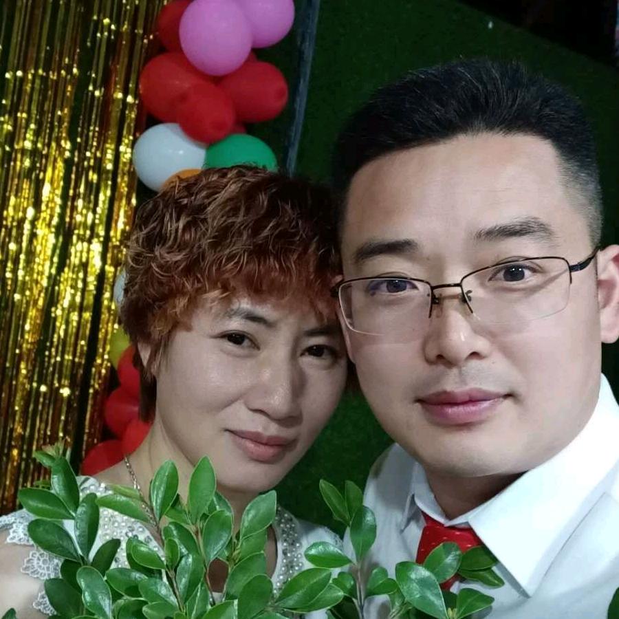 中越贸易《海象铜艺》