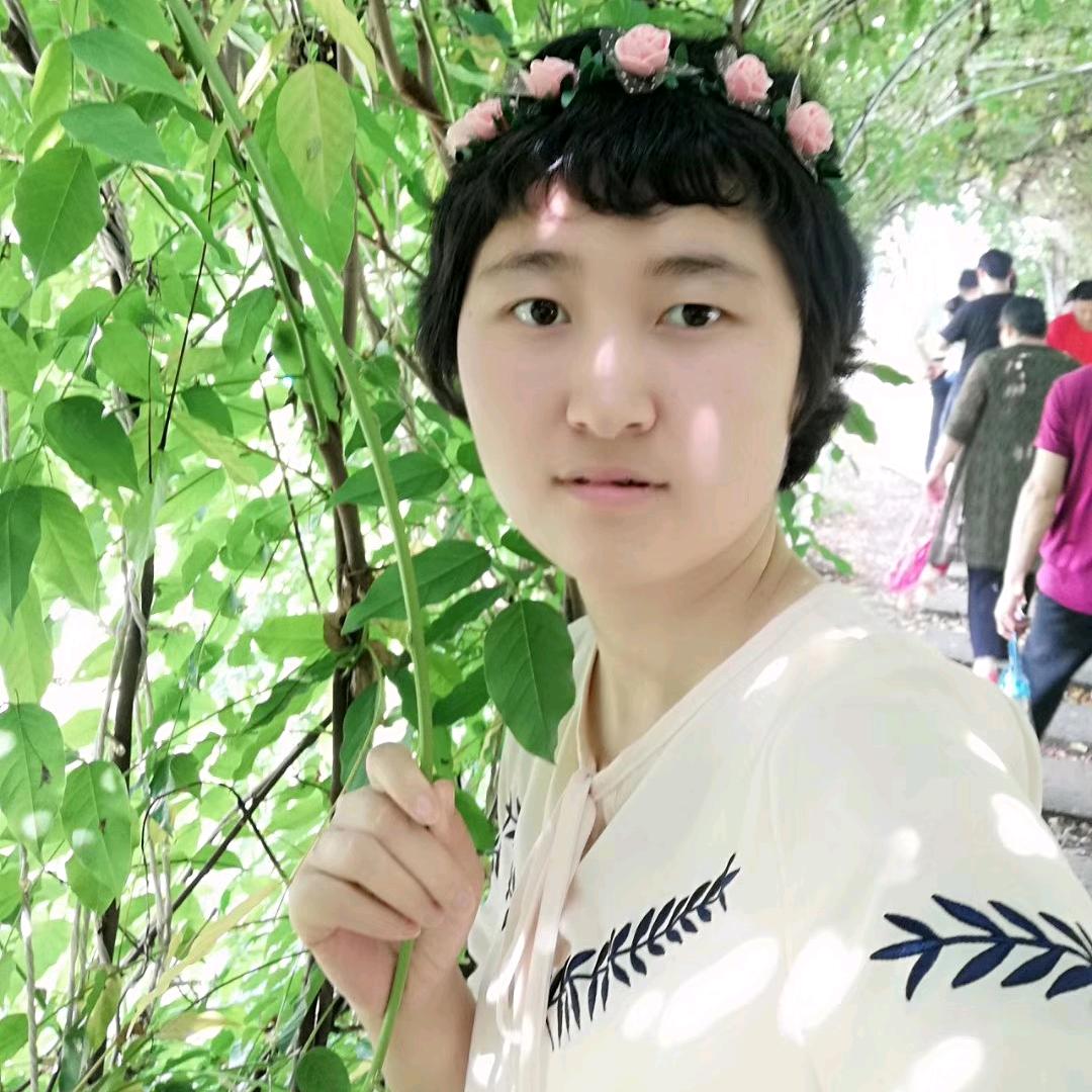励志坚强的梅子