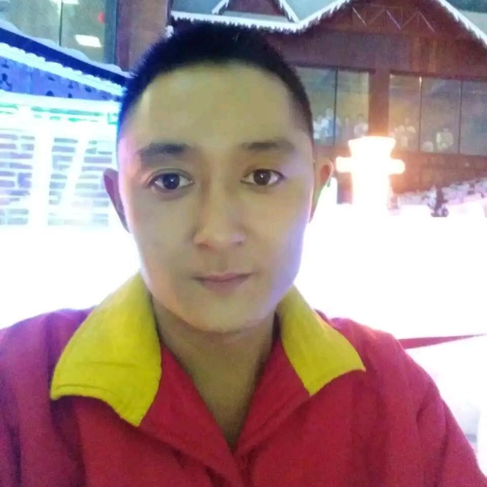 三根胡子的男人