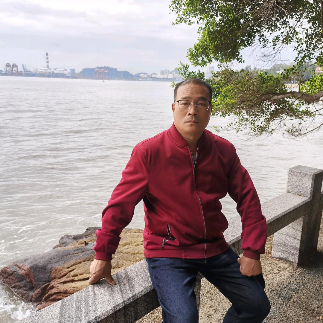 老陈，物资回收