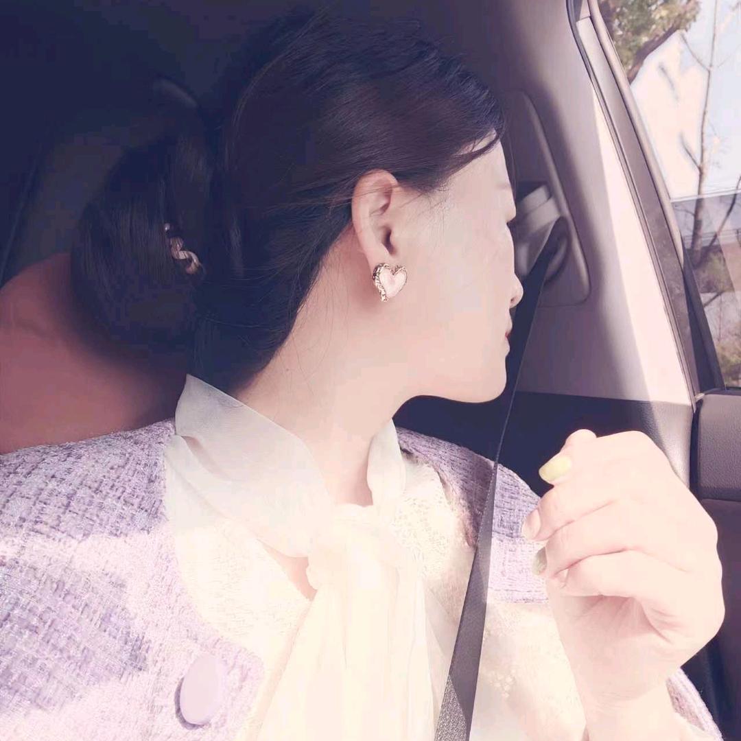 何静