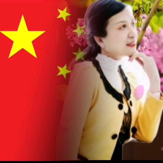 胡琼（身高1.58米 体重106 斤）