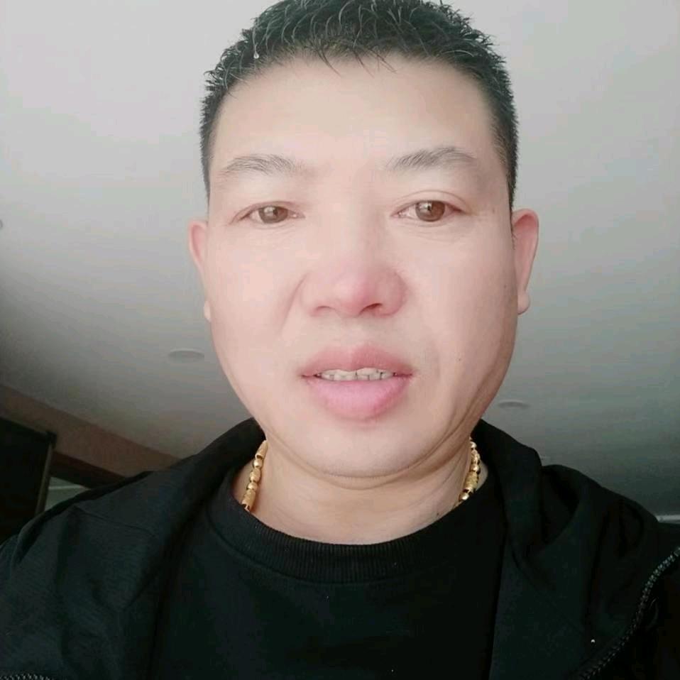 惠水大学城土锅腊肉豆米